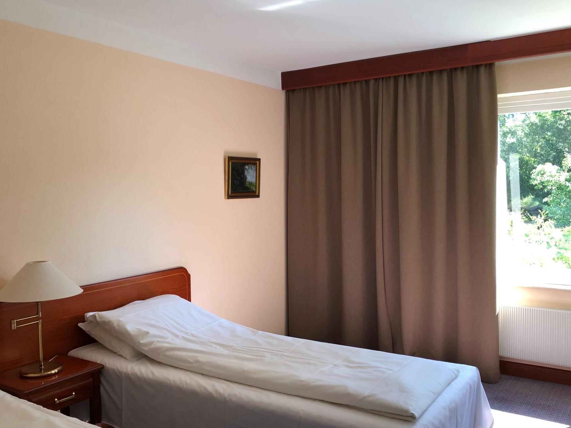 Klaekken Hotel Хьонефос Стая снимка